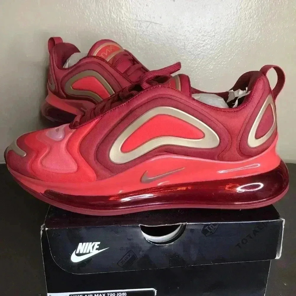6Y/7.5W Red and Gold Nike Air Max 720